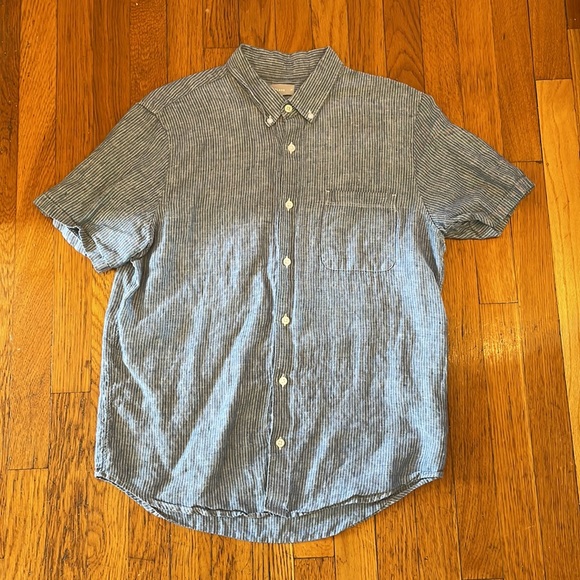 Everlane (Men’s medium) shortsleeve button down linen shirt - great condition. - Picture 2 of 5